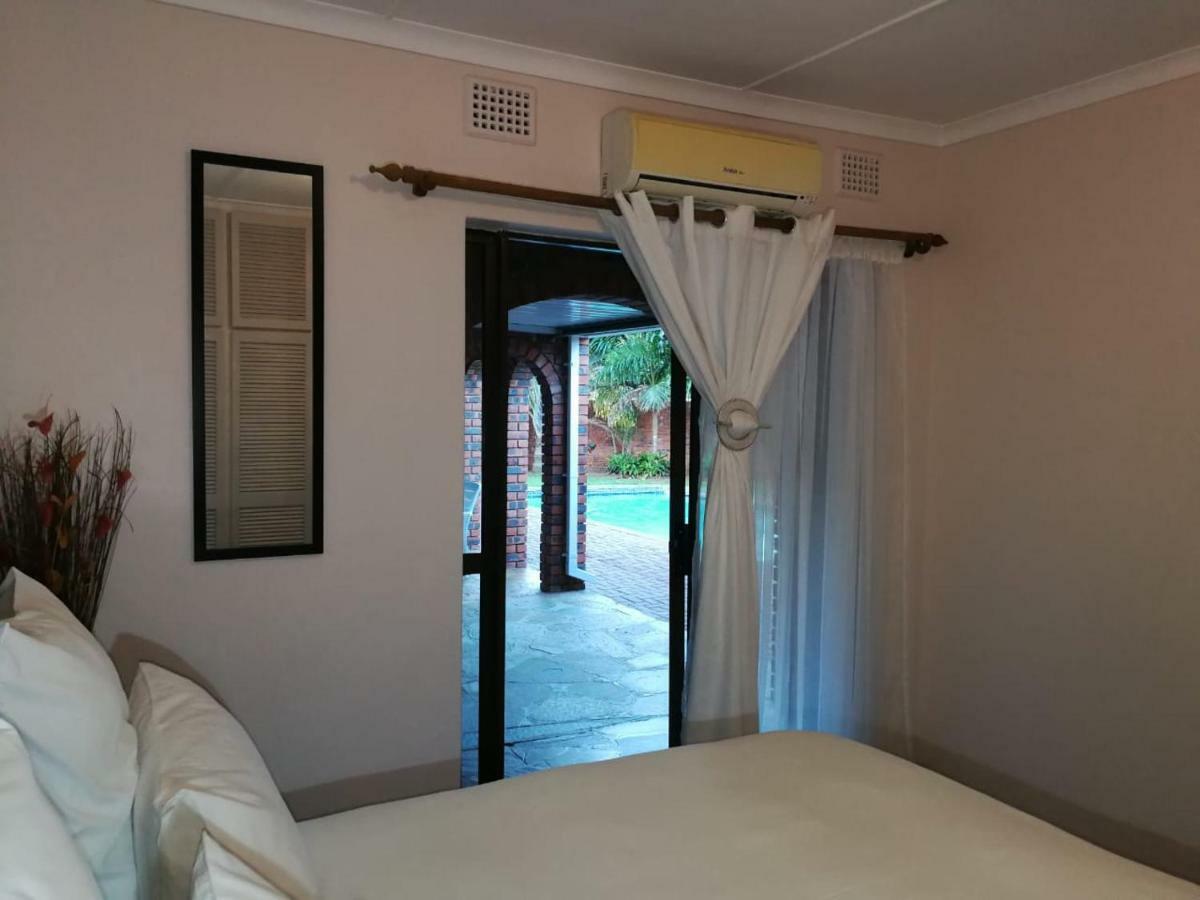 Emangunini Guest House Richards Bay Eksteriør bilde