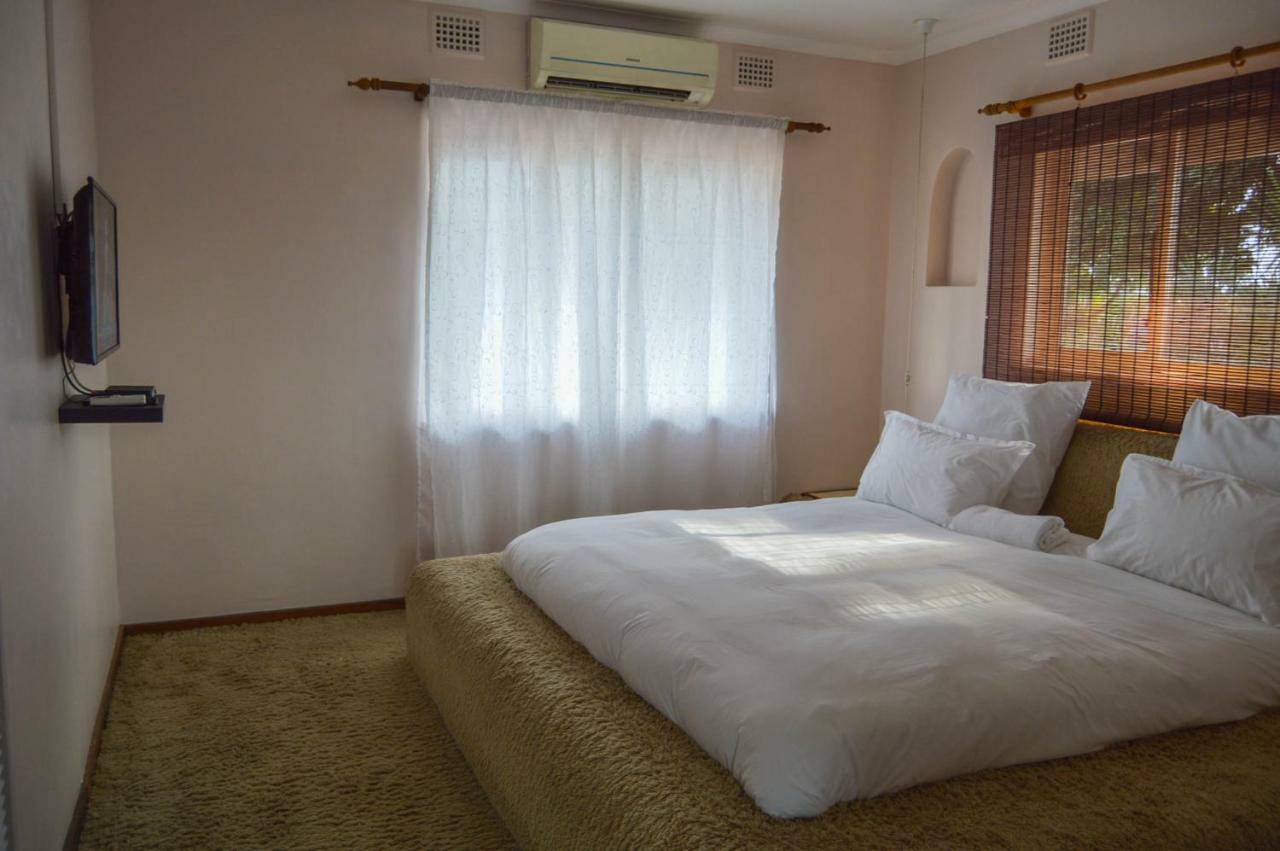 Emangunini Guest House Richards Bay Eksteriør bilde