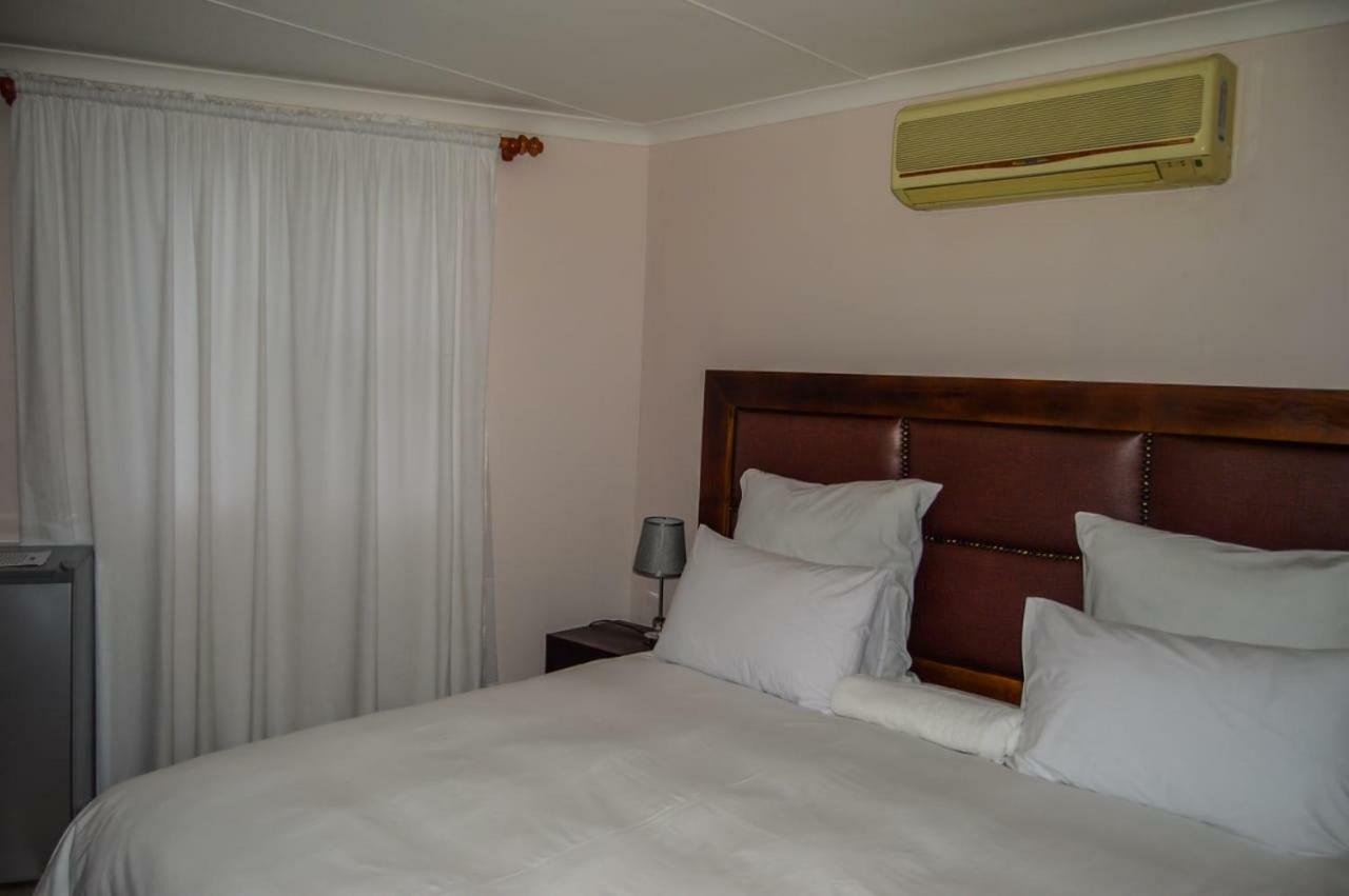 Emangunini Guest House Richards Bay Eksteriør bilde