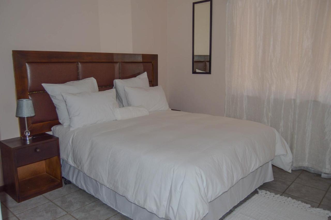 Emangunini Guest House Richards Bay Eksteriør bilde